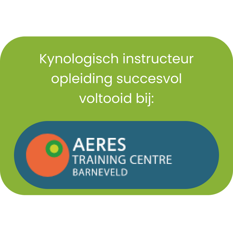 Kynologisch instructeur volgens de opleiding van AERES.